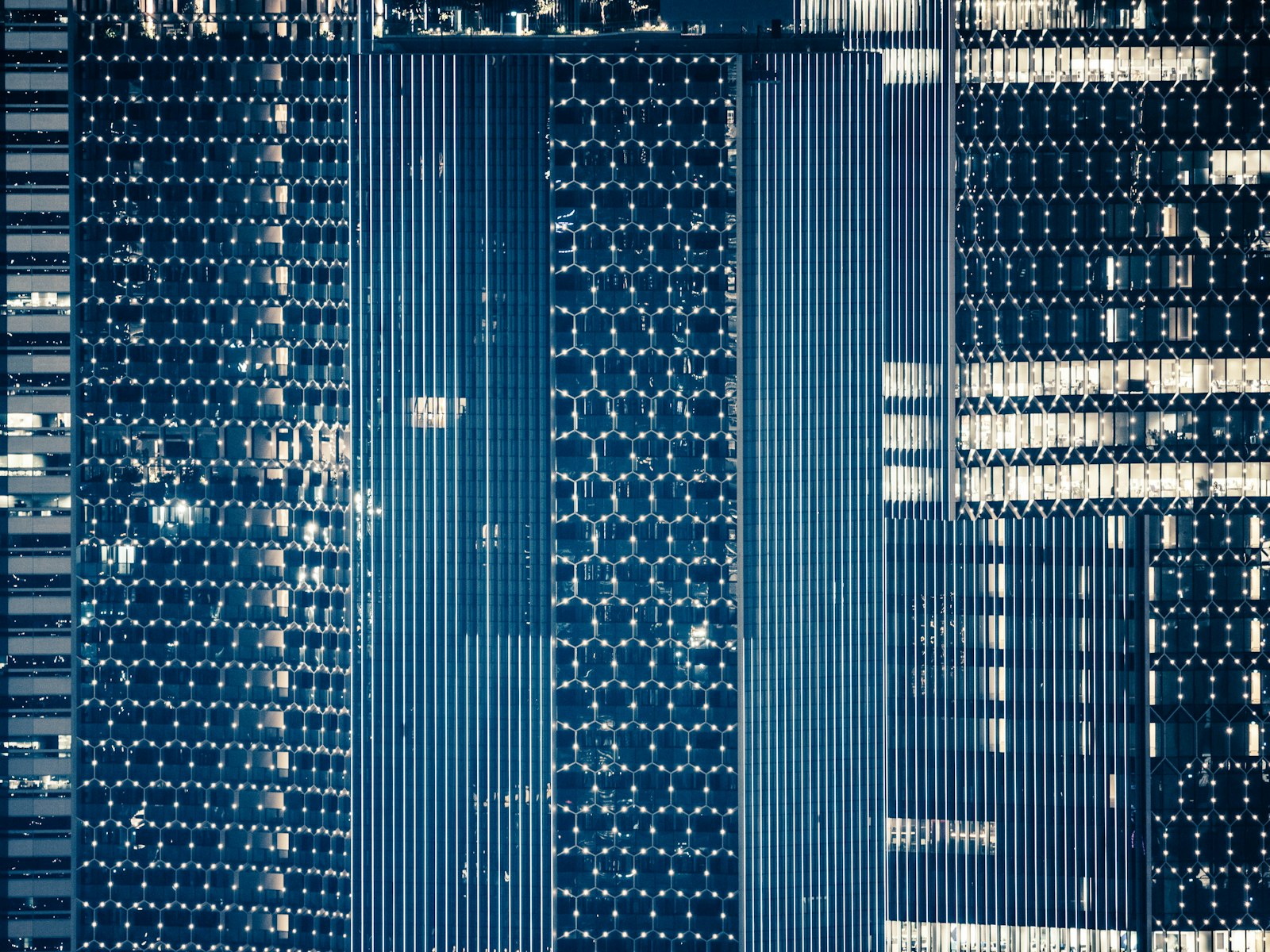 Torre Mixta Residencial-Corporativa